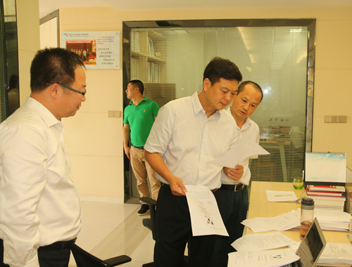 副市长罗毅一行莅临达宽考察律师党建工作